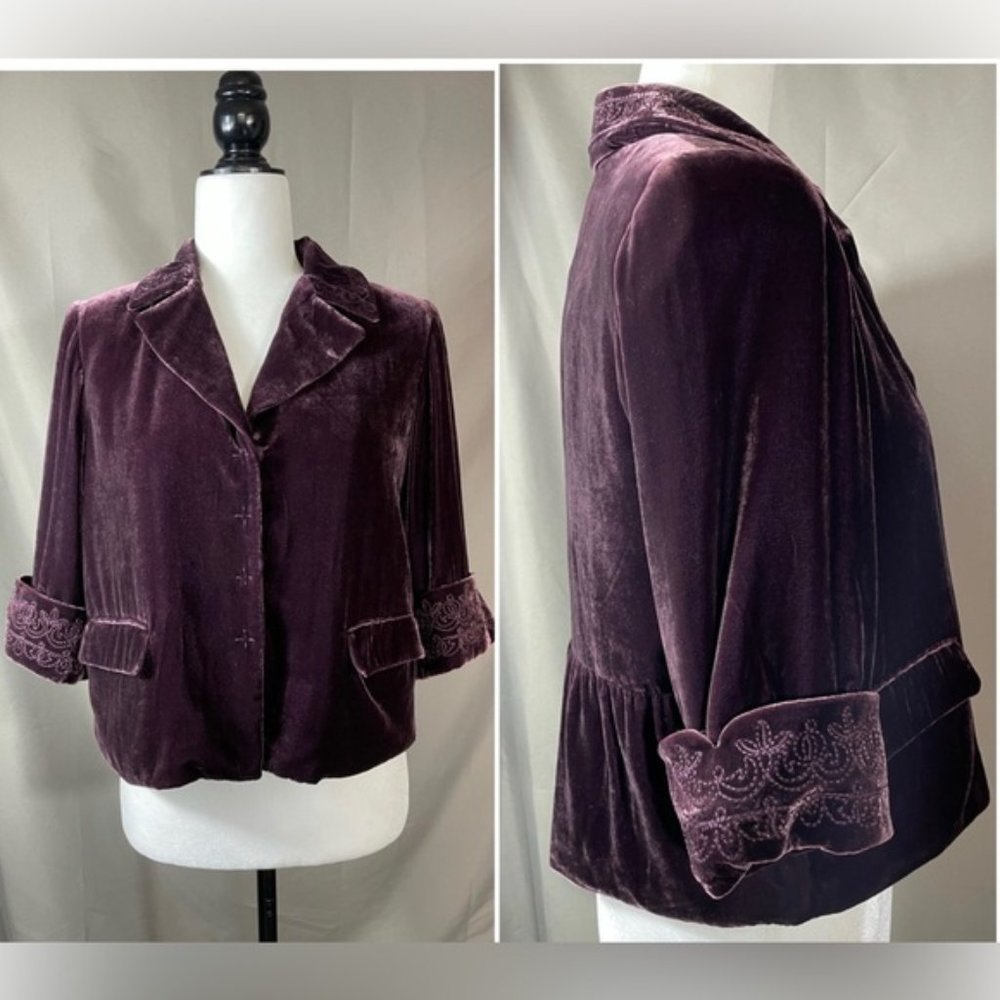 Super Soft Velvet Victorian Rayon Silk Embroidered Collar and Cuffs - Tahari -4